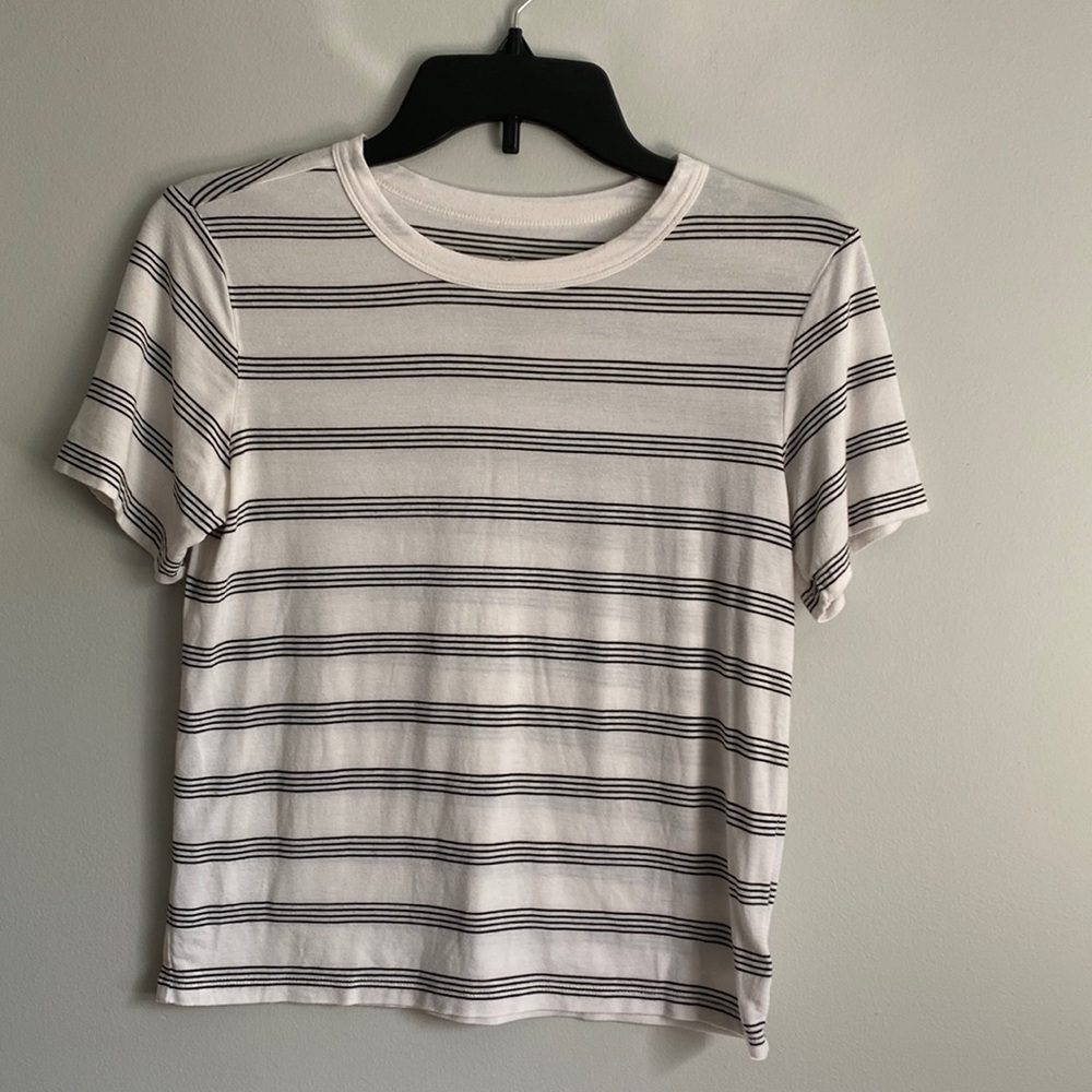 Woman’s American Eagle Tee